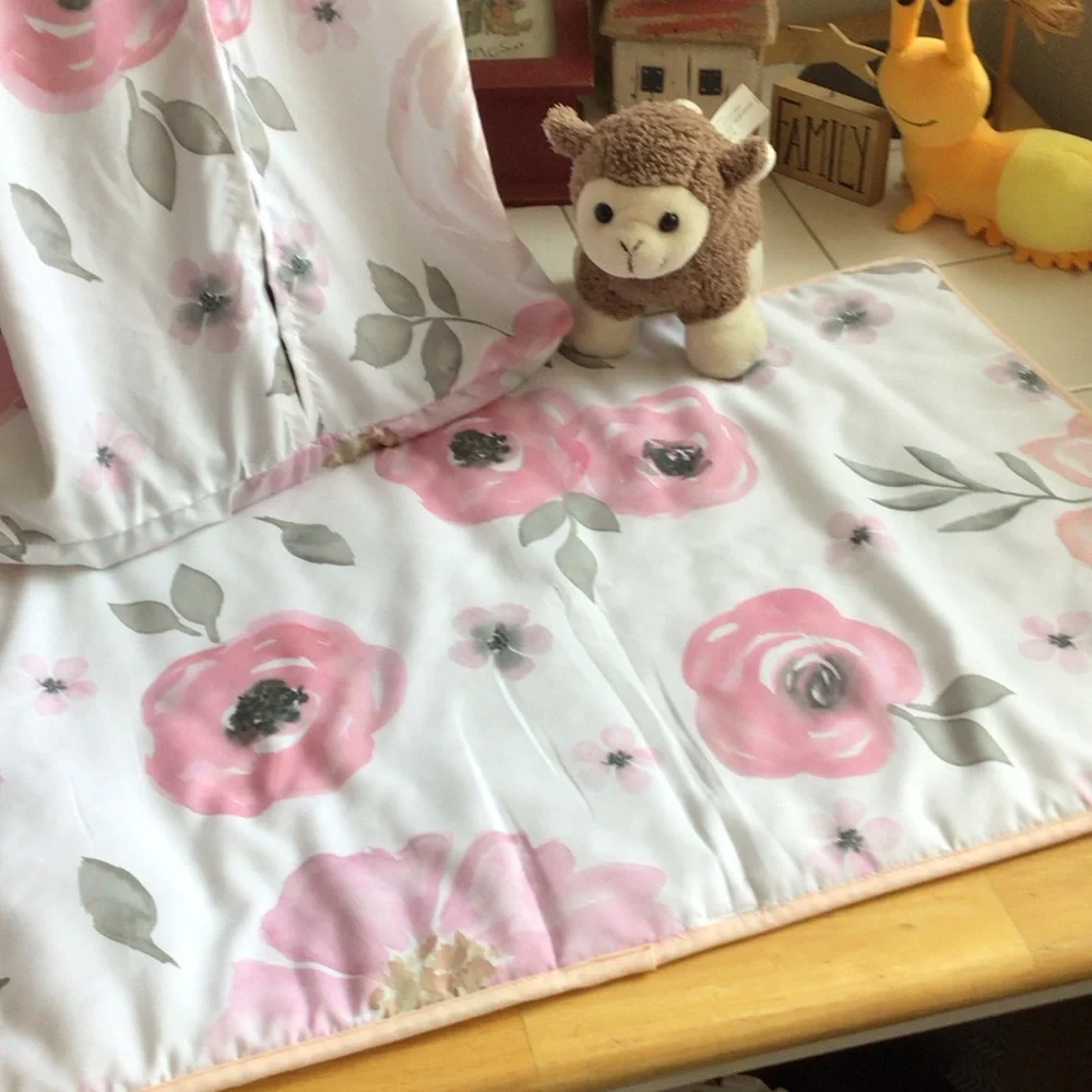 ‘Sweet JoJo Designs’ Diaper Stacker&Small Blanket